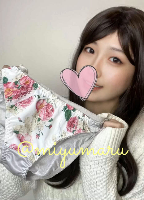 SALE [Premium Used] Floral Panites from a Blossoming Beauty Miyu