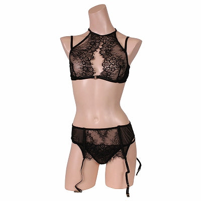 Three Piece Bra & Garter & Open Shorts Set To Achieve The Ideal Body