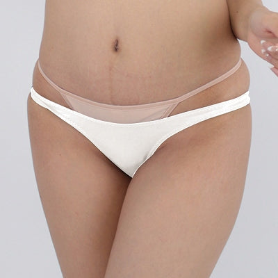 Glossy Stretch Simple Half Back White