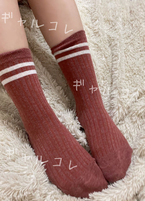 [Premium Used] Worn for 3 days ♪ Humid socks