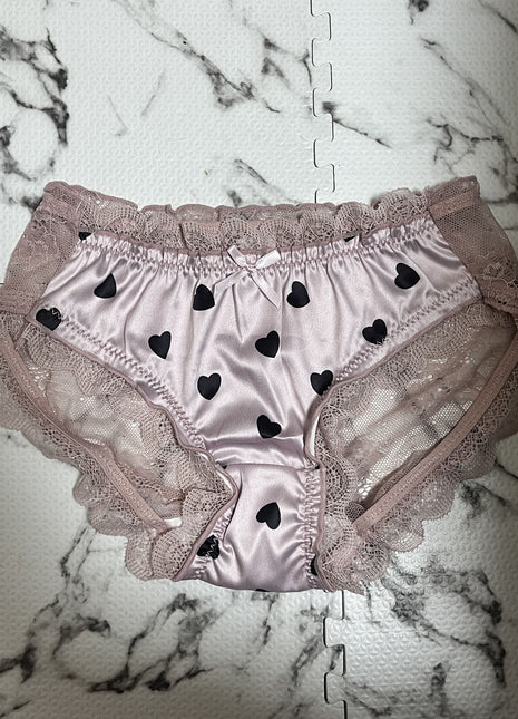 [Premium Used] Secret bonus included Heart frilly panties