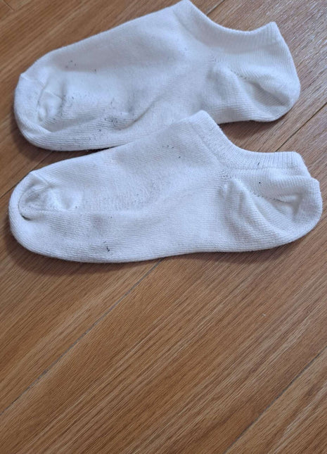 [Premium Used] Worn for three days♡ White socks with a sour smell