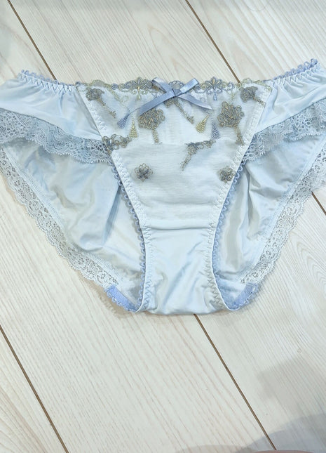 [Premium Used] Lisa Marie Key Handkerchief Panties