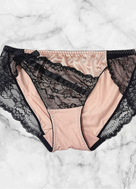 [Premium Used] Aimerfeel's black lace and pink satin pants.