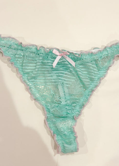 [Premium Used] Mint green lace T-back lingerie.