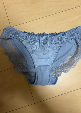 [Premium Used] Worn for two days plus a little bit of fun ♥ An adult cute panty from Tutuanna