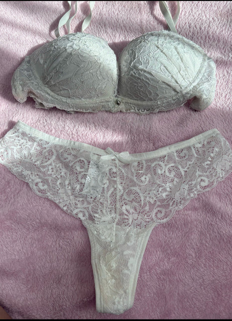 [Premium Used] Complete Uniform Set Stockings Bra Panties New Release Included