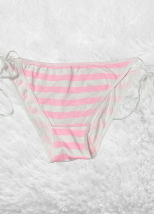 [Premium Used] First Listing ♡ Cute Pink Striped & String Panties ♡