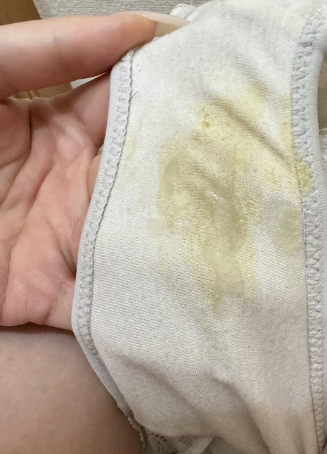 [Premium Used] 【Odor Alert】Panties Worn for 3 Days💕