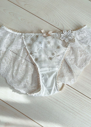 [Premium Used] Lisamari divine white lace panties