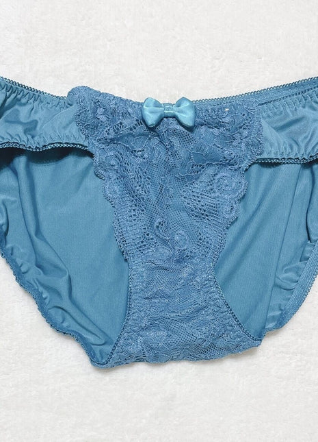 [Premium Used] Turquoise blue panties