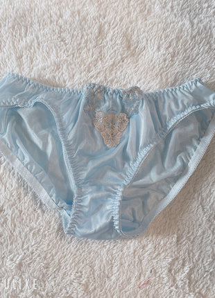 [Premium Used] Light blue satin panties