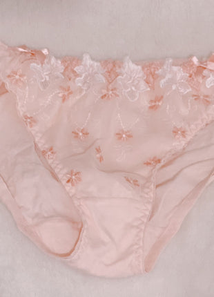 [Premium Used] Worn for one day, very cute light pink cotton panties.