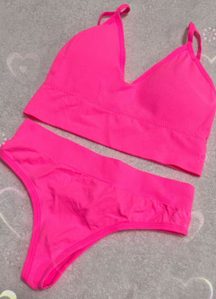 [Premium Used] Sports Bra and Thong Set in Pink with Sweat Training Included 3 Times