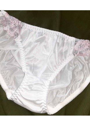 [Premium Used] Office lady everyday wear ♥ Pure white satin panties ♥ OP + Lots of extras