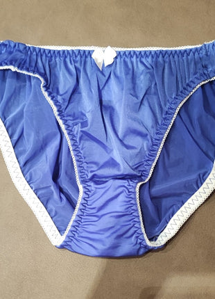 [Premium Used] Former AV Actress's Blue Glossy Panties ♡