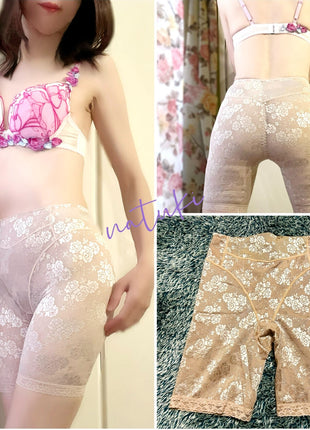 [Premium Used] Elegant nude color embroidered girdle with a shimmering rose design and a snug fit.