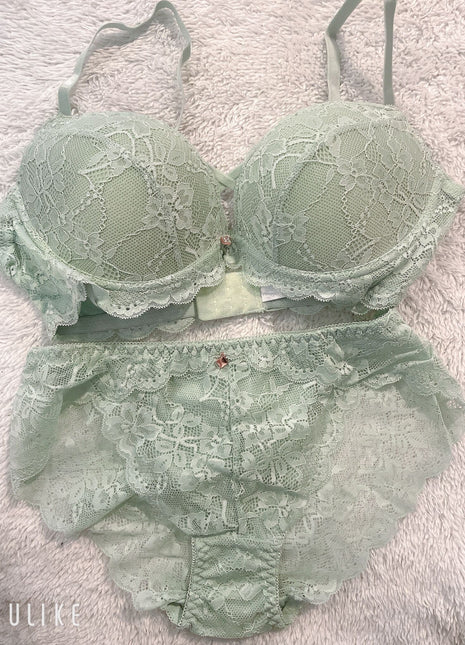 [Premium Used] Cute and pure pastel green B&P set